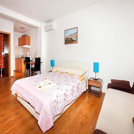 Apartments Barbara Brseč 객실 사진