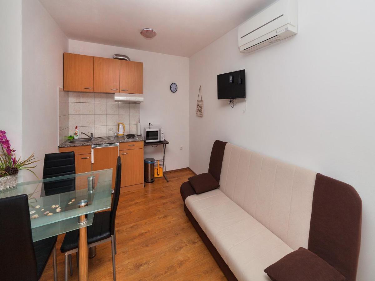 Apartments Barbara Brseč 외부 사진