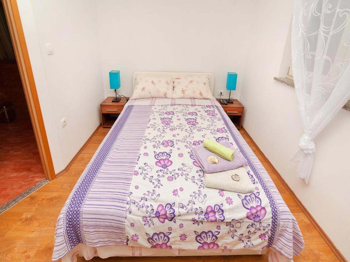 Apartments Barbara Brseč 외부 사진